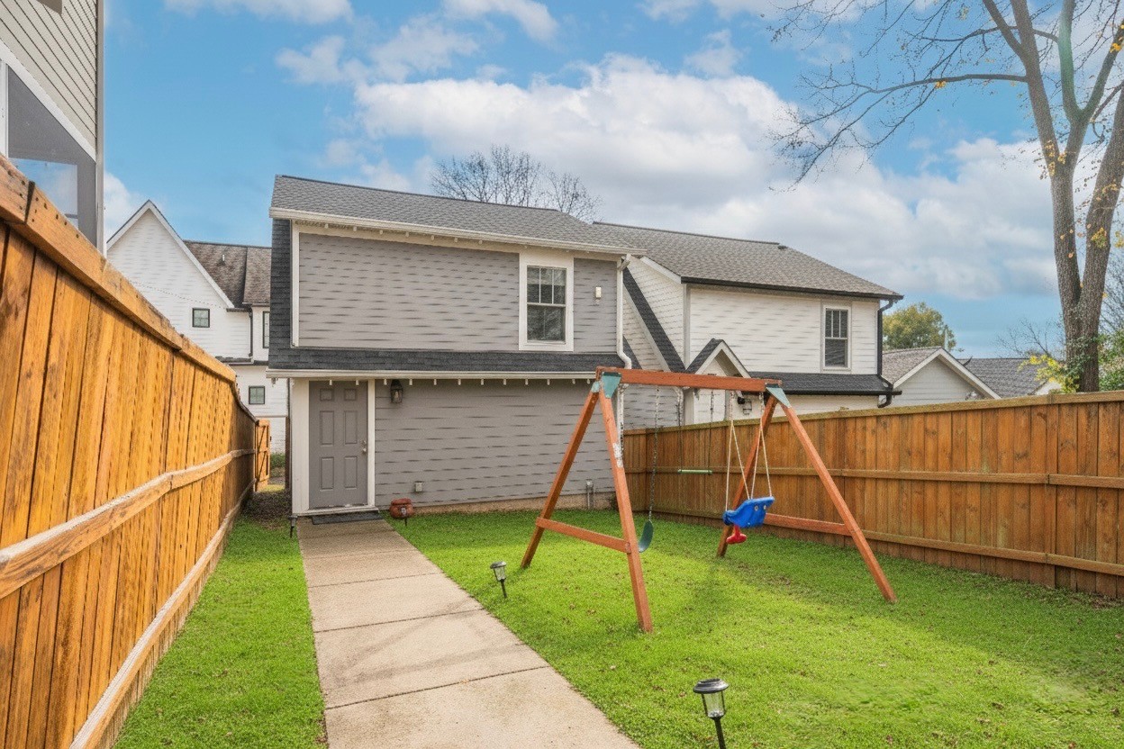 2202 11th Ave, S Nashville TN 37204