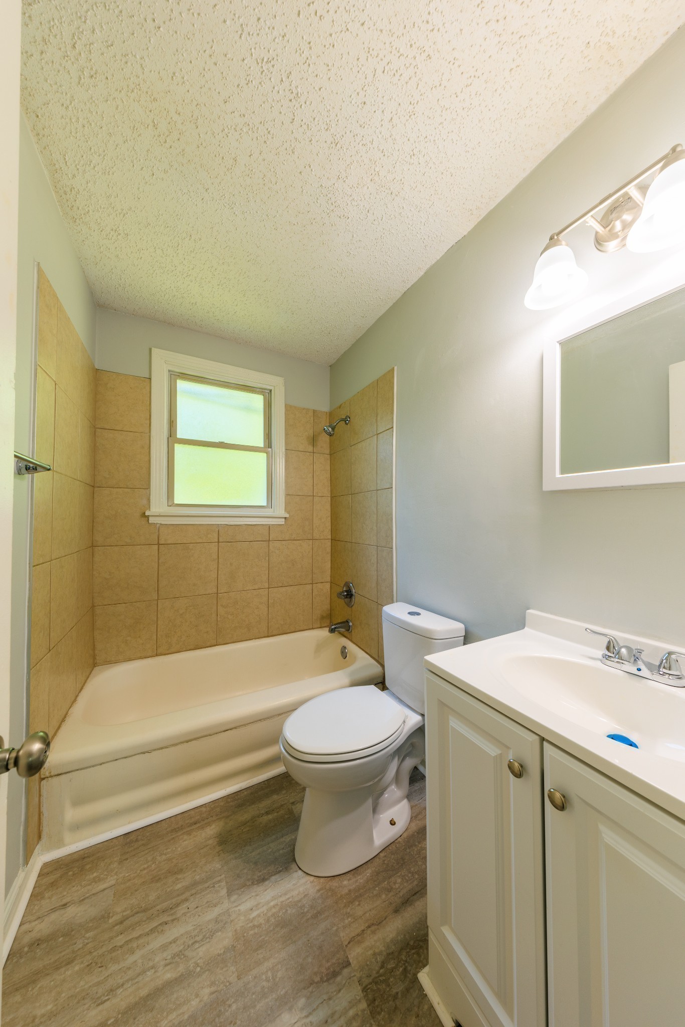 410B Ewing Drive Nashville TN 37207