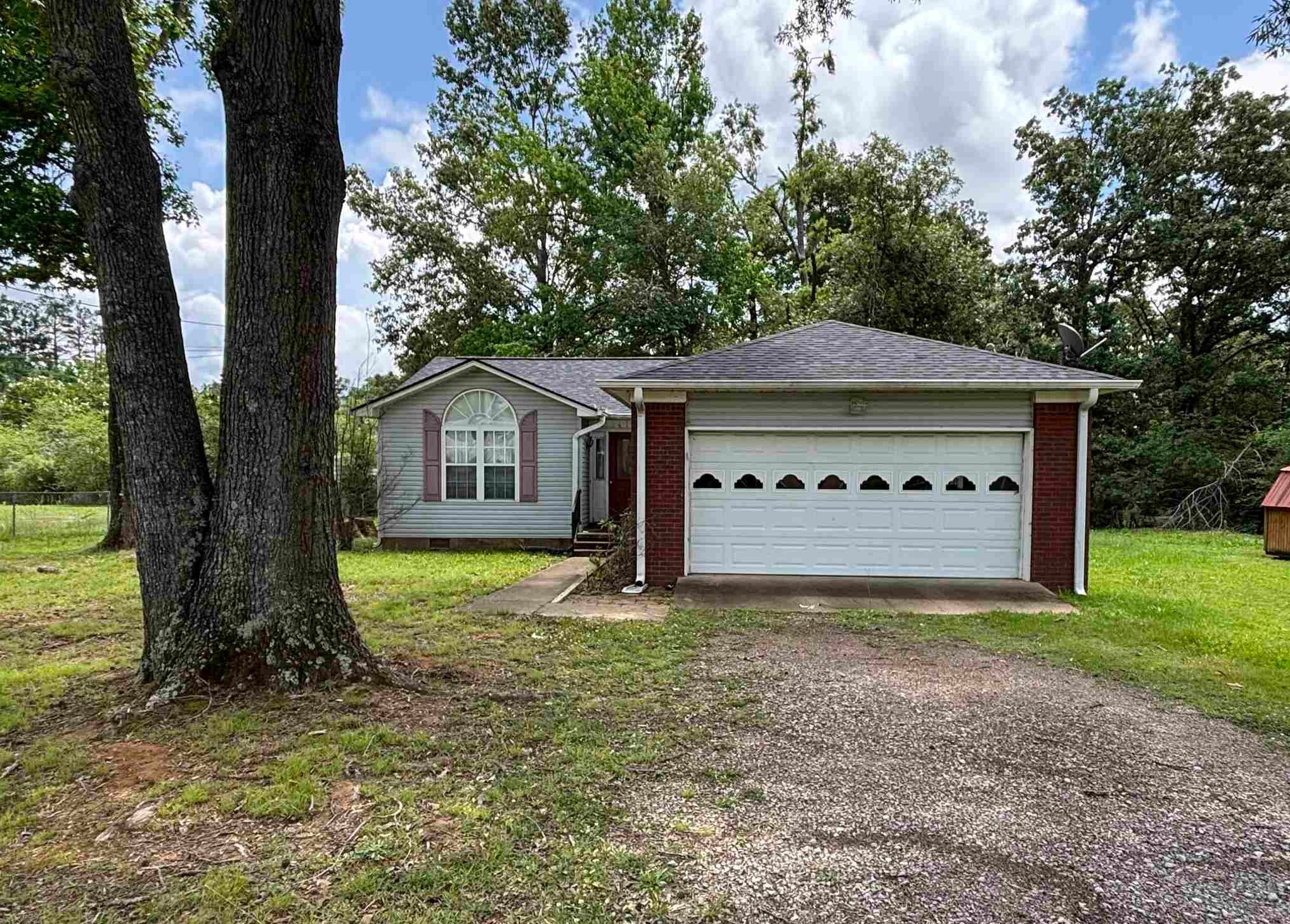 155 Willow Street Savannah TN 38372
