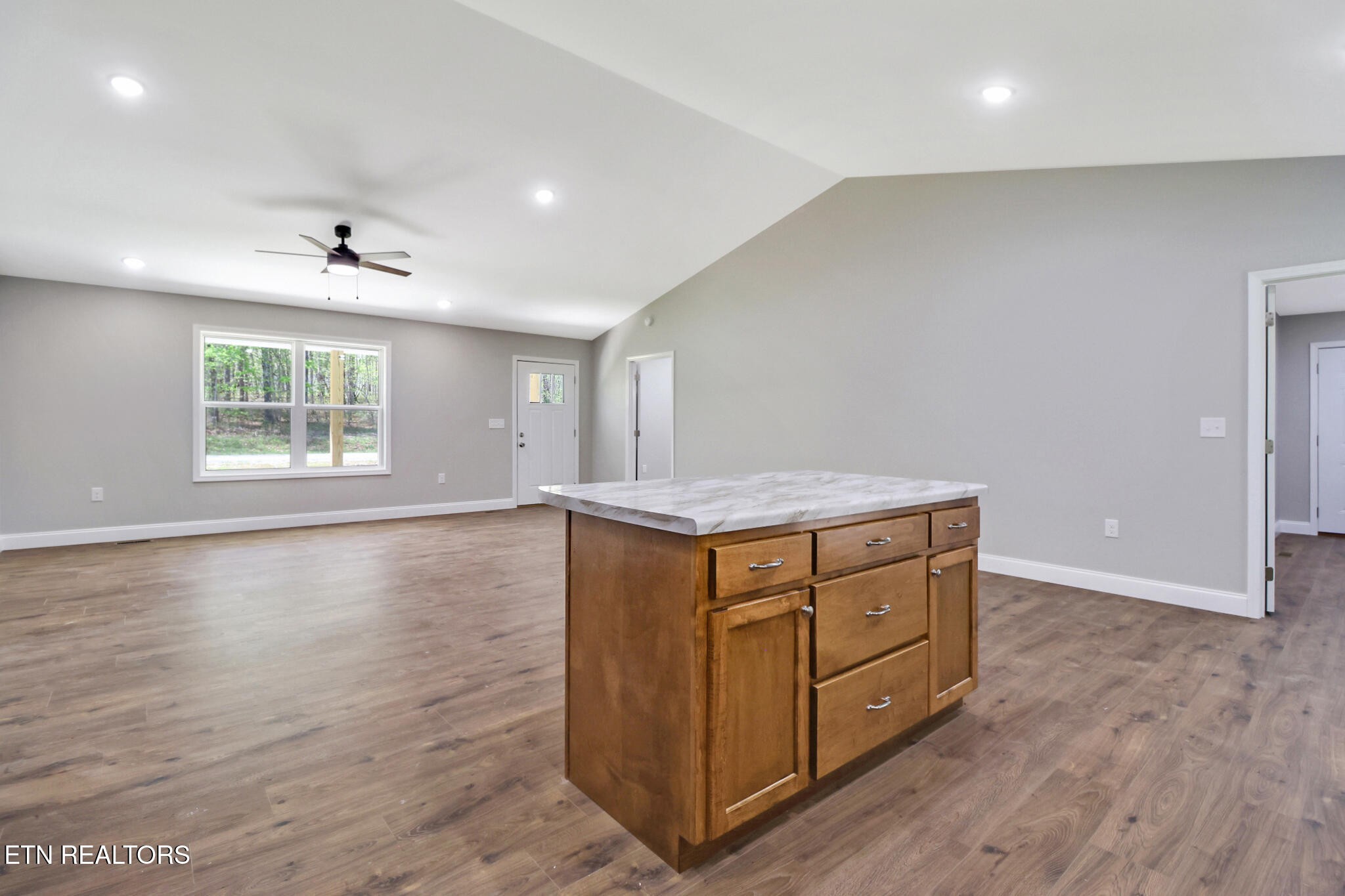 133 Jay Loop Jamestown TN 38556