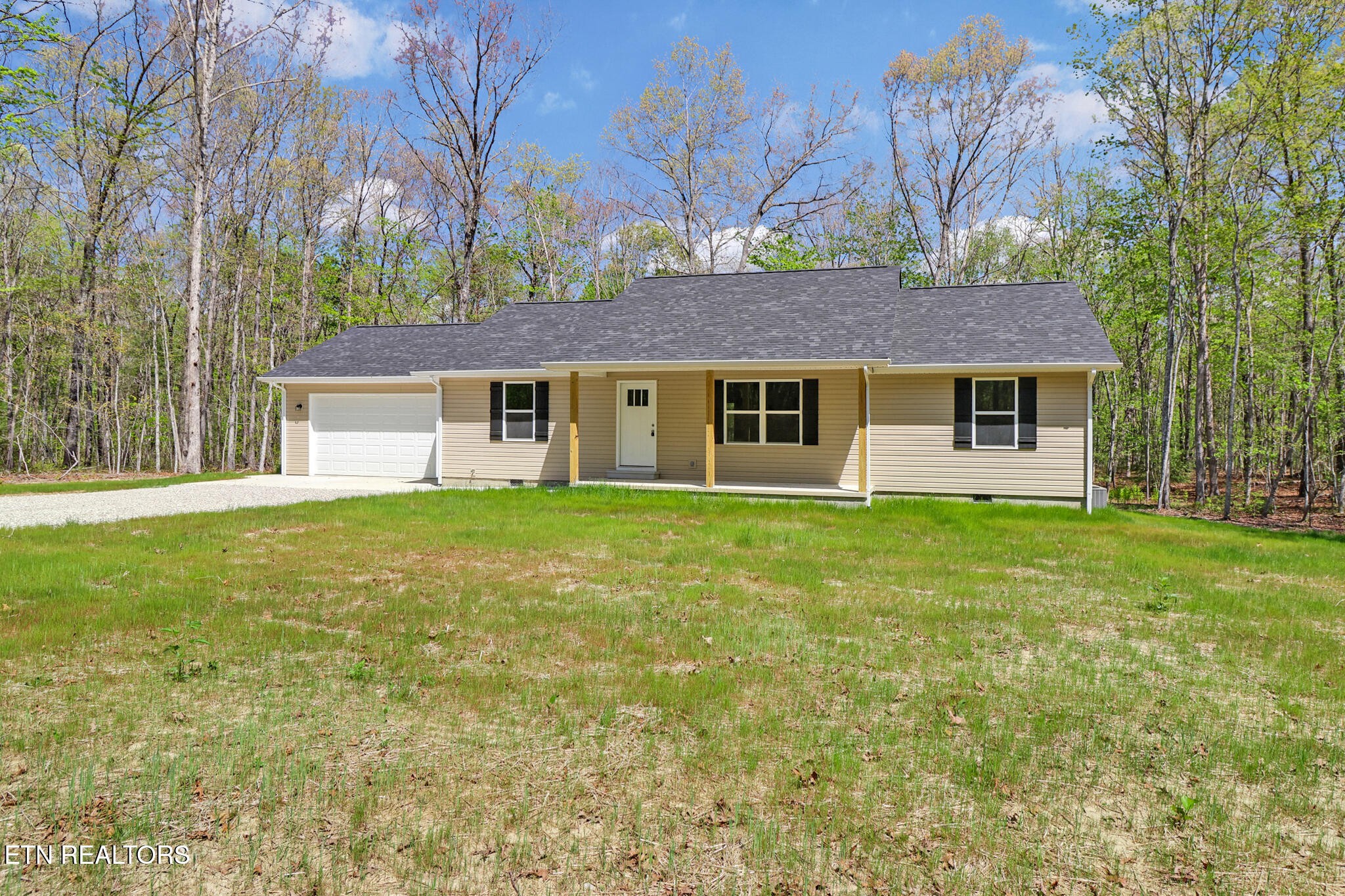 133 Jay Loop Jamestown TN 38556