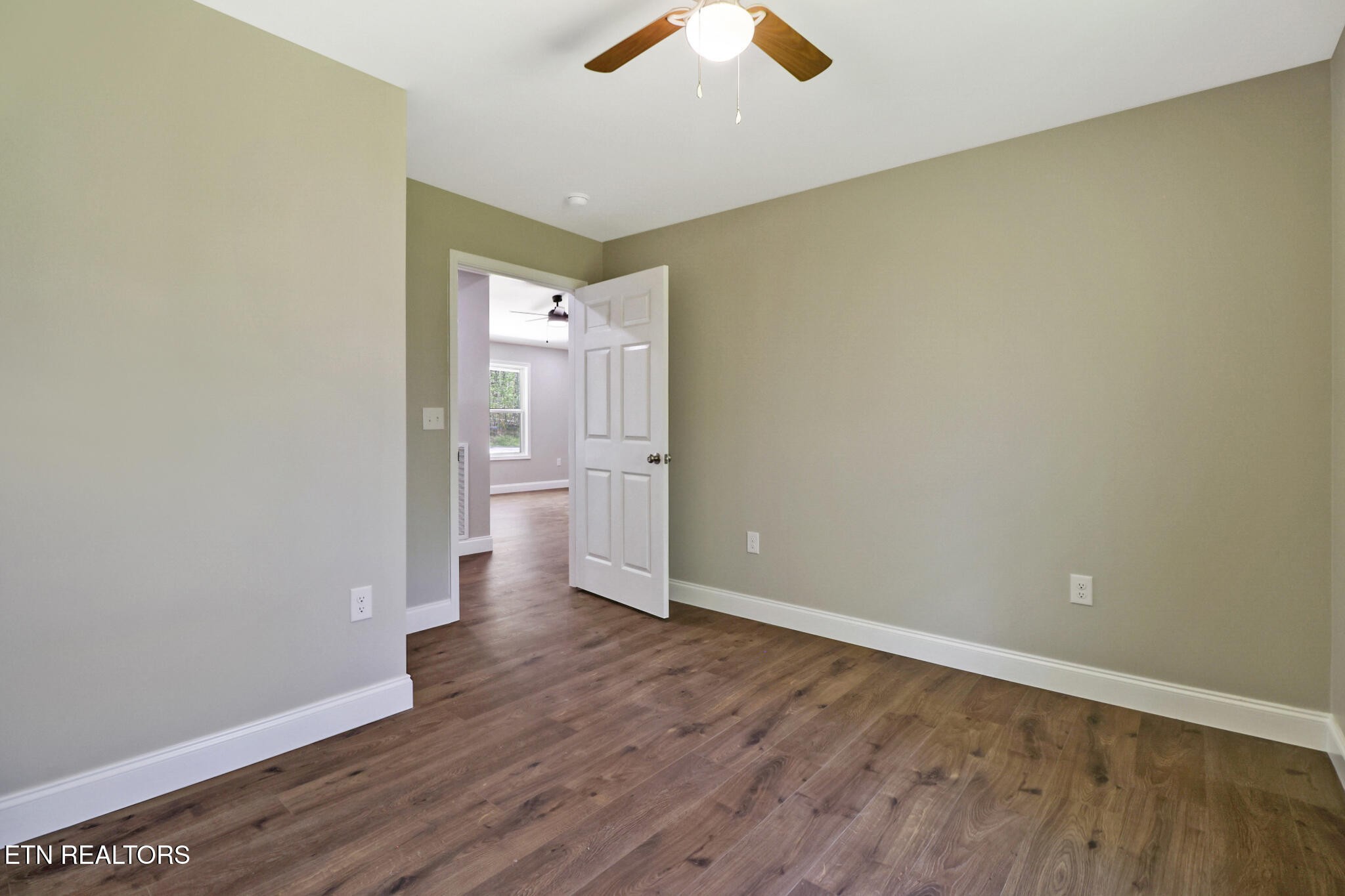 133 Jay Loop Jamestown TN 38556