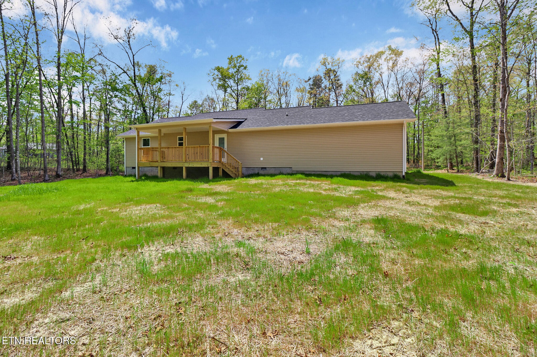 133 Jay Loop Jamestown TN 38556