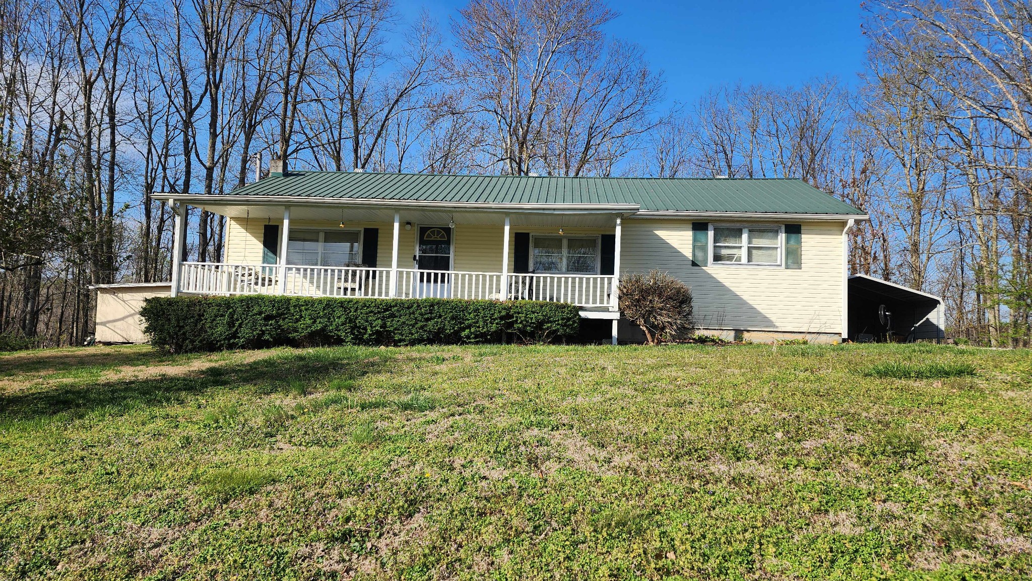 214 Dont Care Lane Celina TN 38551
