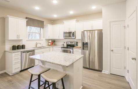 324 Deacon Lane White House TN 37188