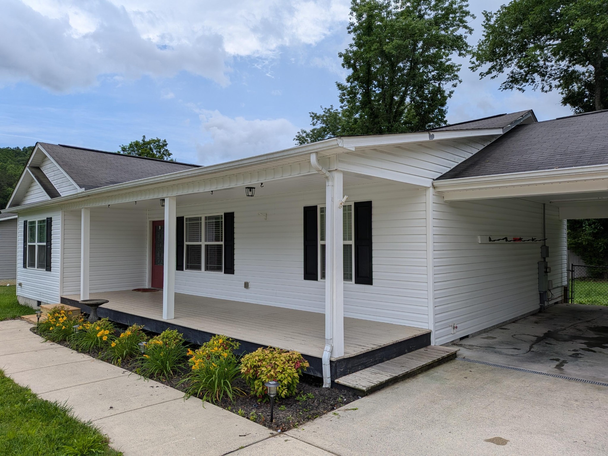 181 Mountain Breeze Avenue Dayton TN 37321