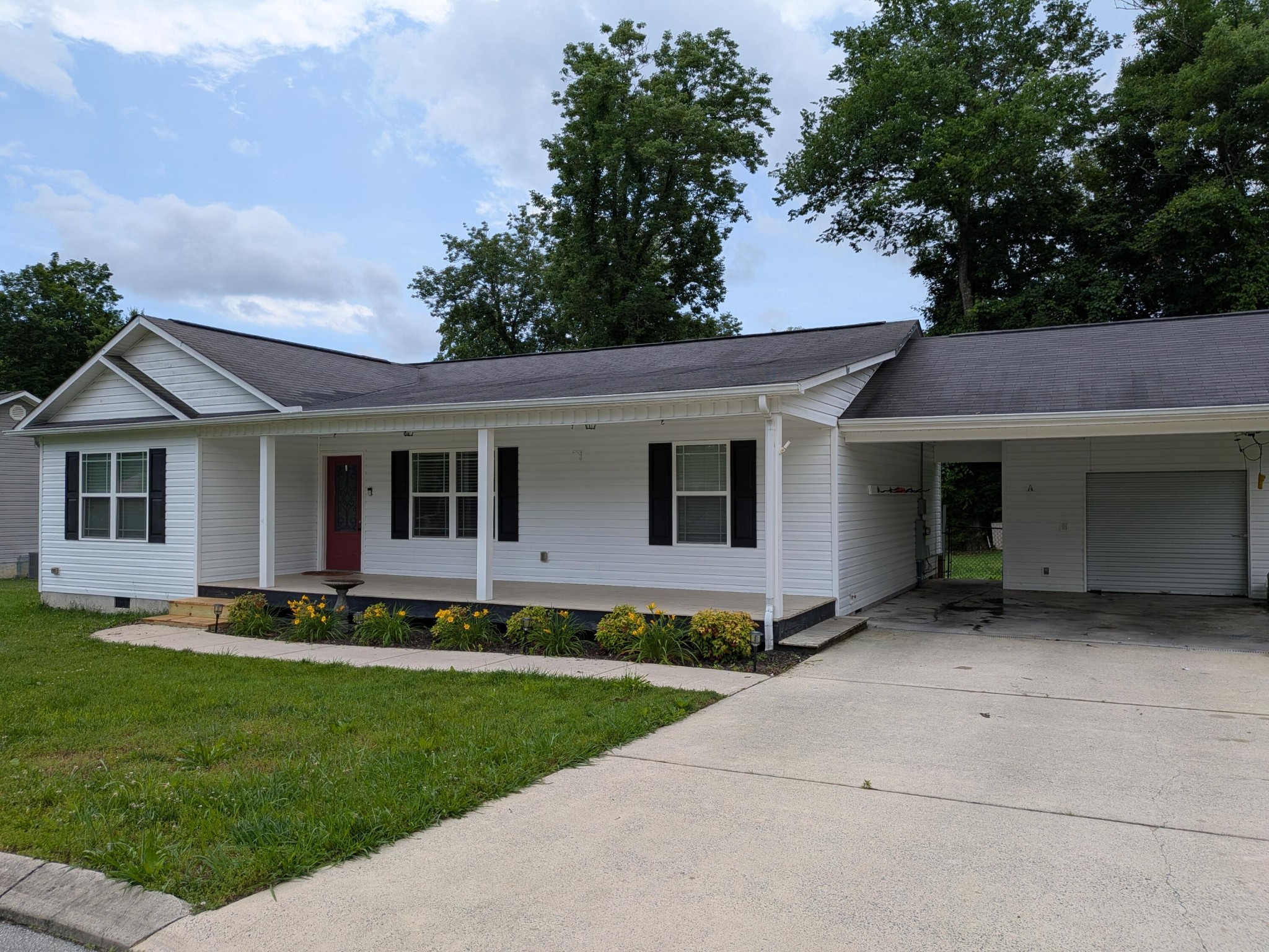 181 Mountain Breeze Avenue Dayton TN 37321