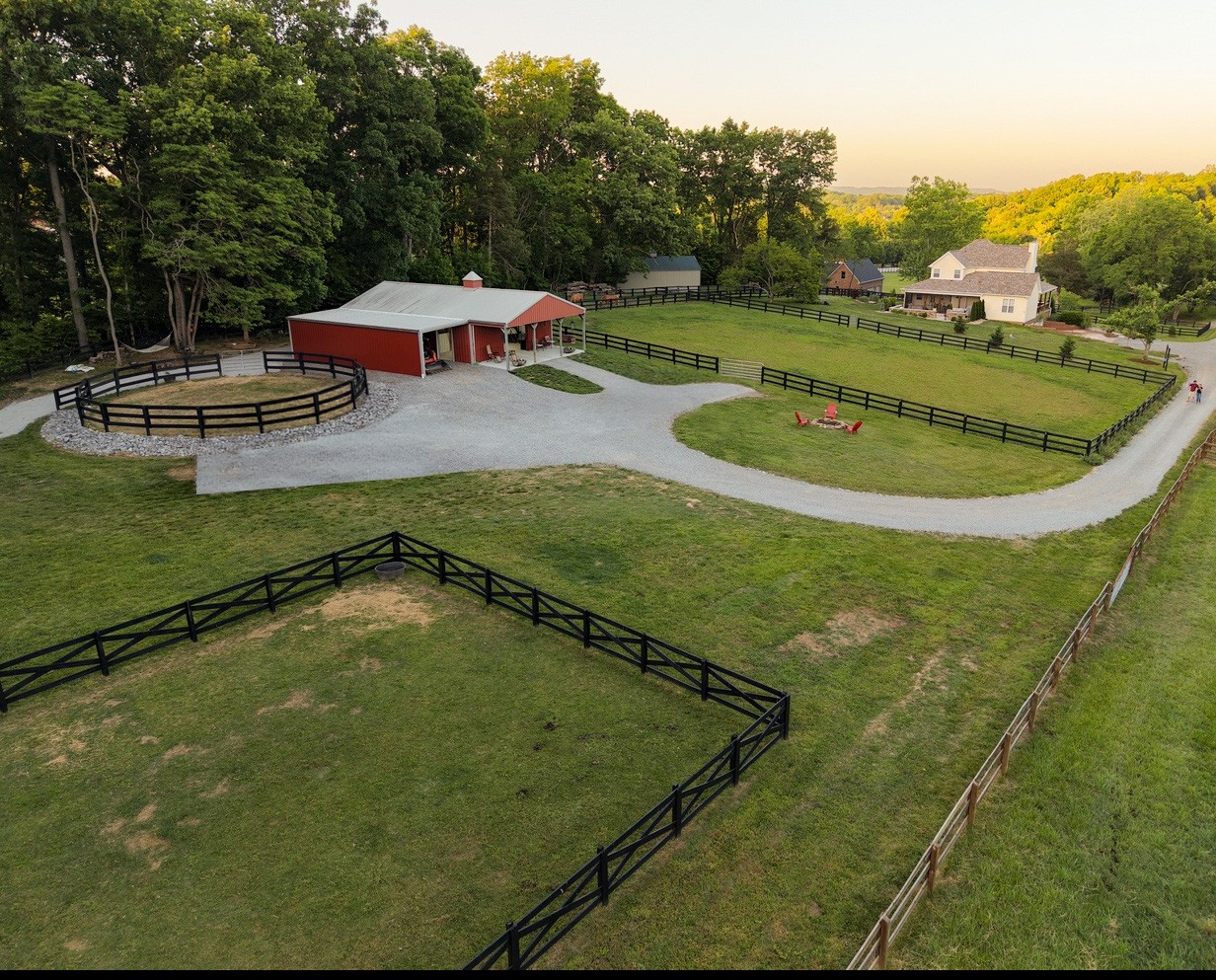 157 Giles Lane Gallatin TN 37066