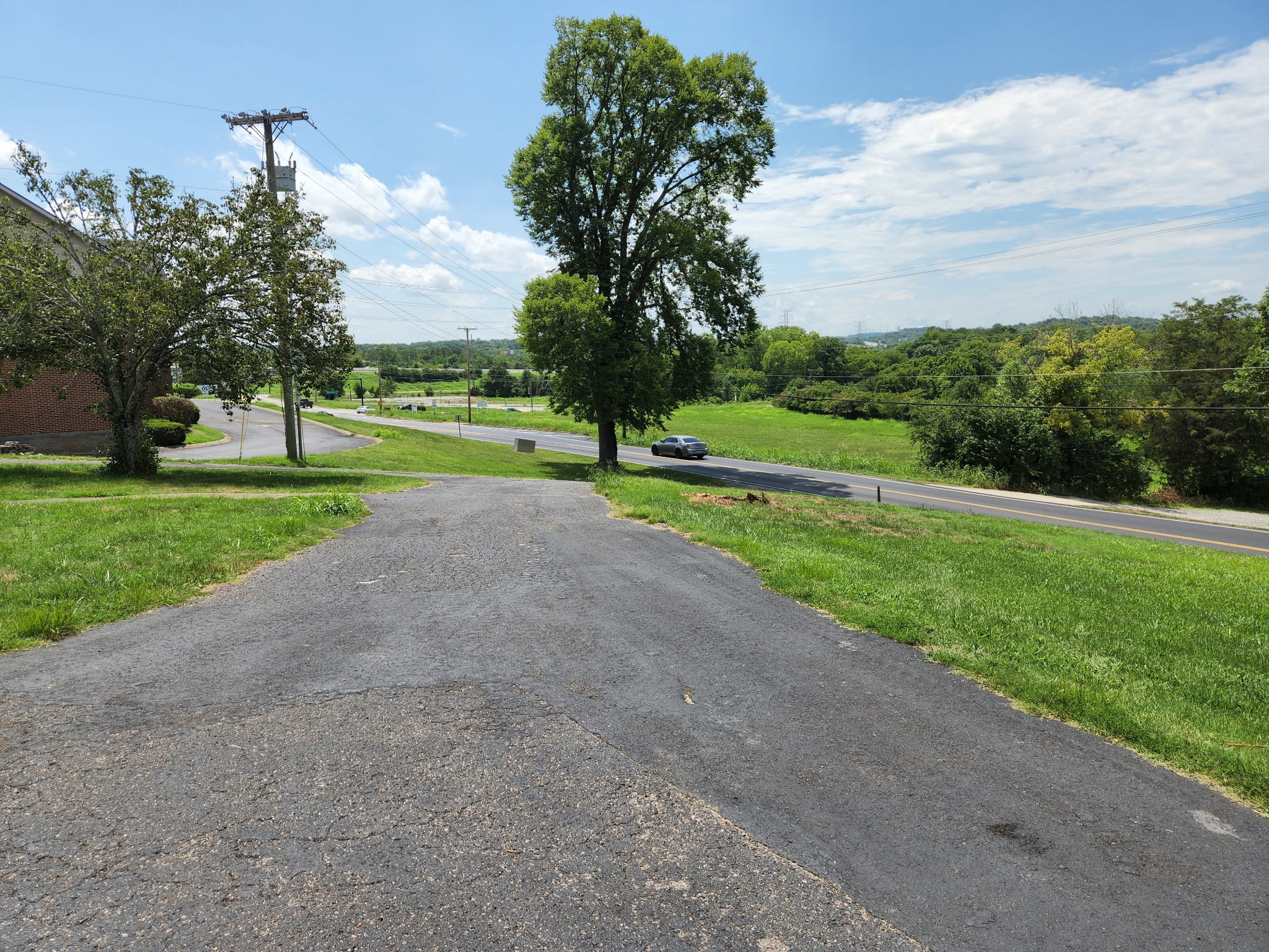1006 Center Point Hendersonville TN 37075