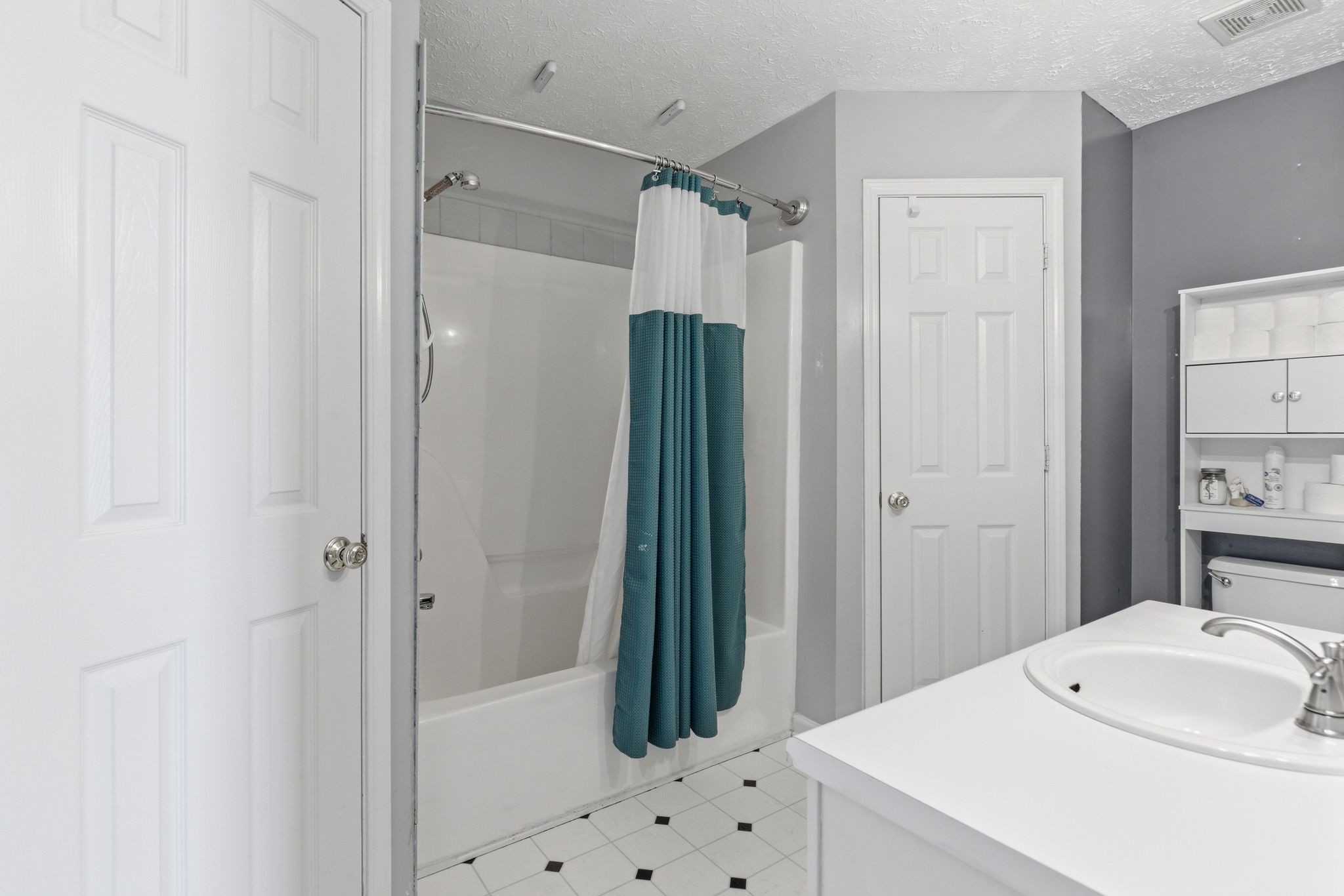 2014 Gardendale Drive Murfreesboro TN 37130