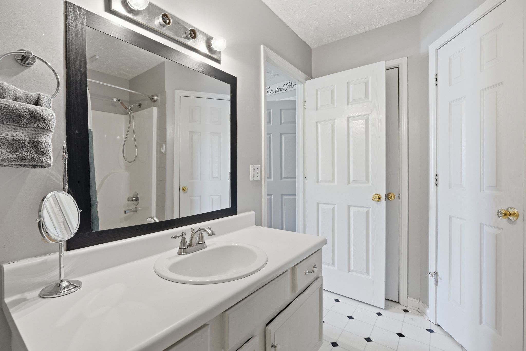 2014 Gardendale Drive Murfreesboro TN 37130
