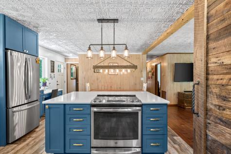 6846 Crooked Creek Road Lobelville TN 37097
