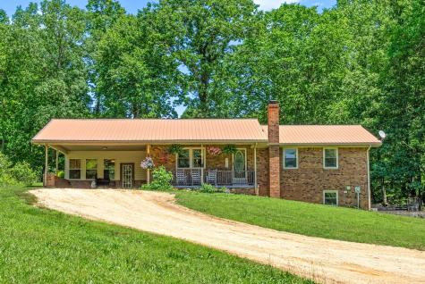 6846 Crooked Creek Road Lobelville TN 37097