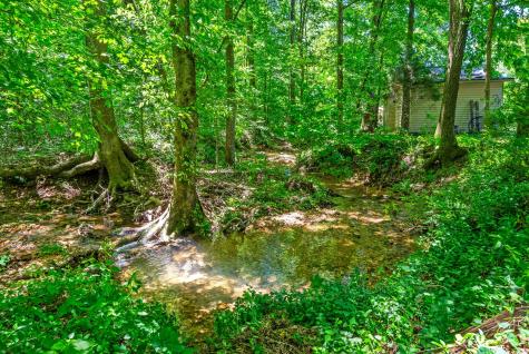 6846 Crooked Creek Road Lobelville TN 37097