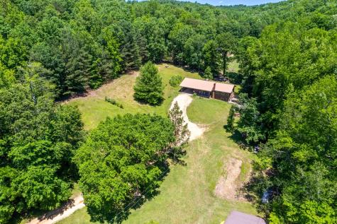 6846 Crooked Creek Road Lobelville TN 37097