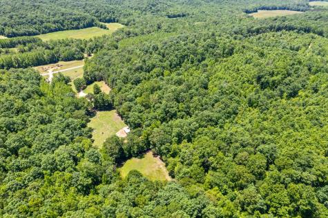 6846 Crooked Creek Road Lobelville TN 37097