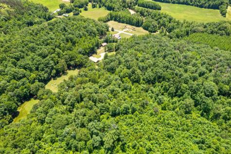 6846 Crooked Creek Road Lobelville TN 37097