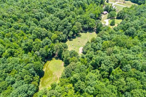6846 Crooked Creek Road Lobelville TN 37097