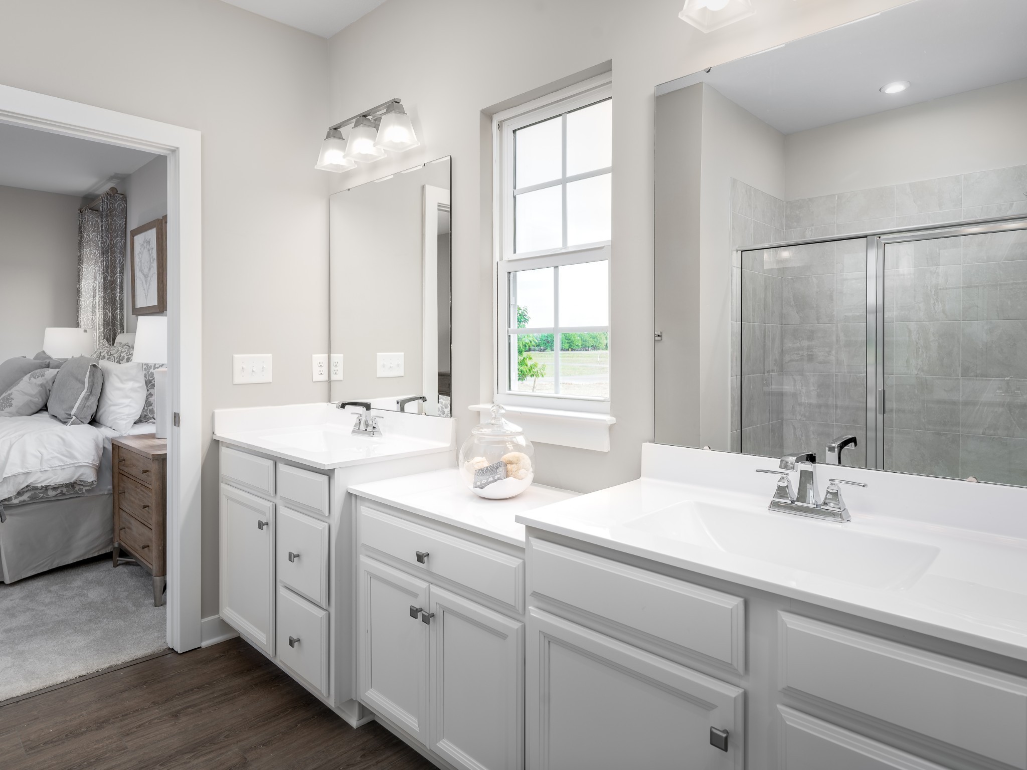 5043 Kensington Way Pleasant View TN 37146
