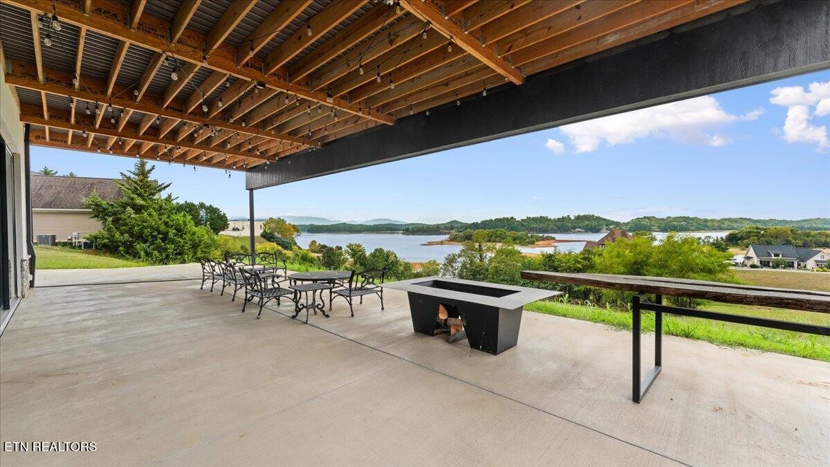 428 River Bend Drive Dandridge TN 37725
