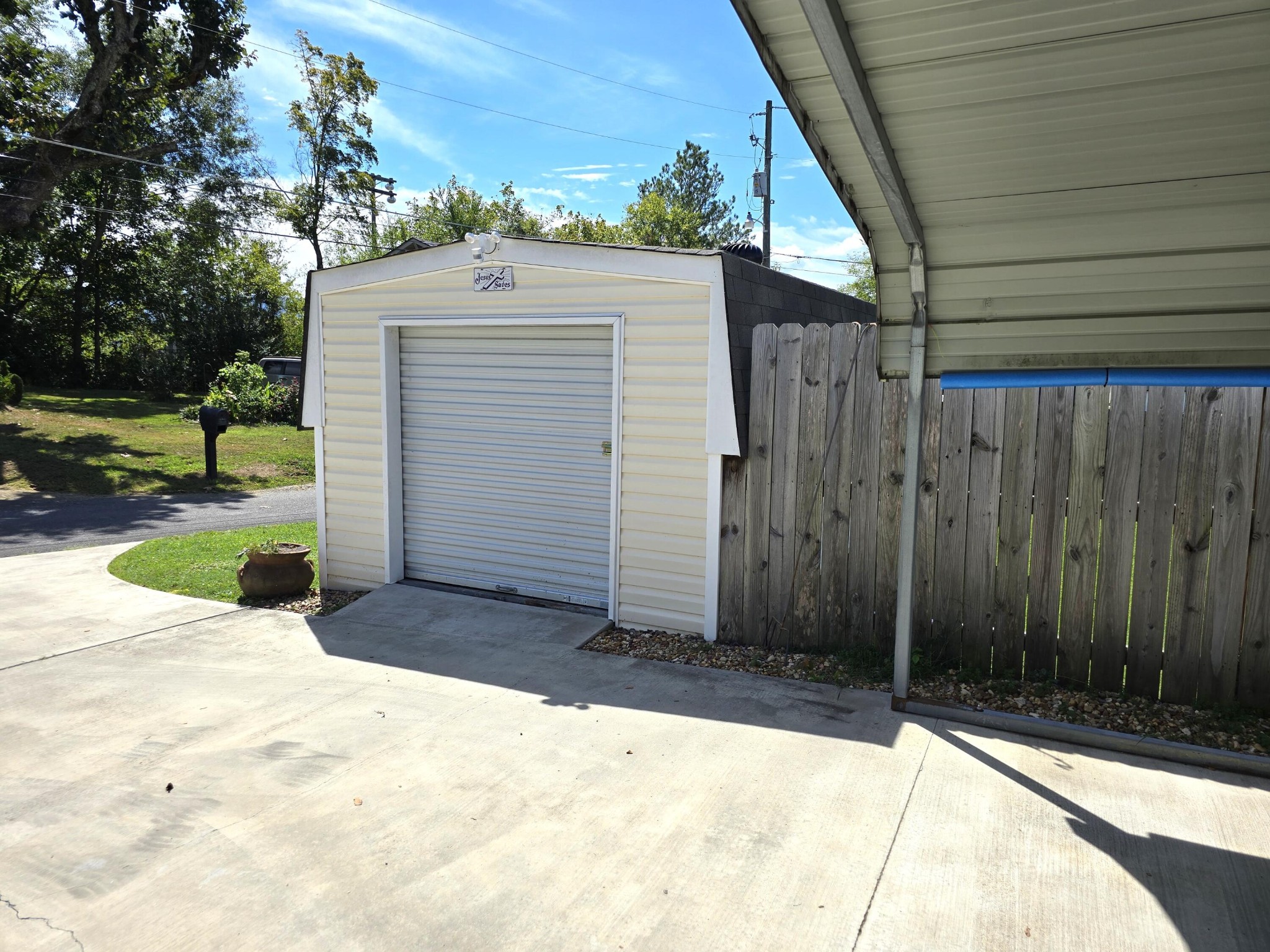 620 Hitchcock Avenue Etowah TN 37331