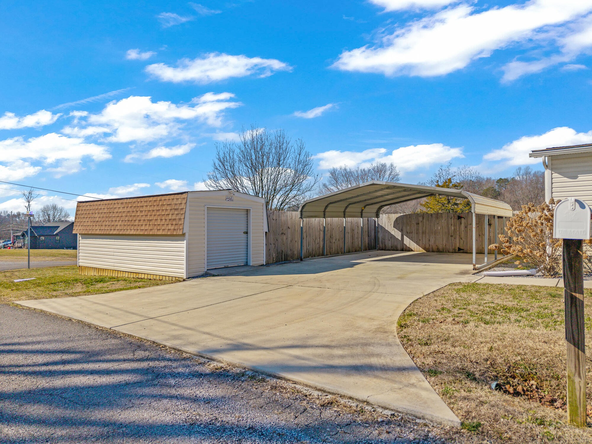 620 Hitchcock Avenue Etowah TN 37331