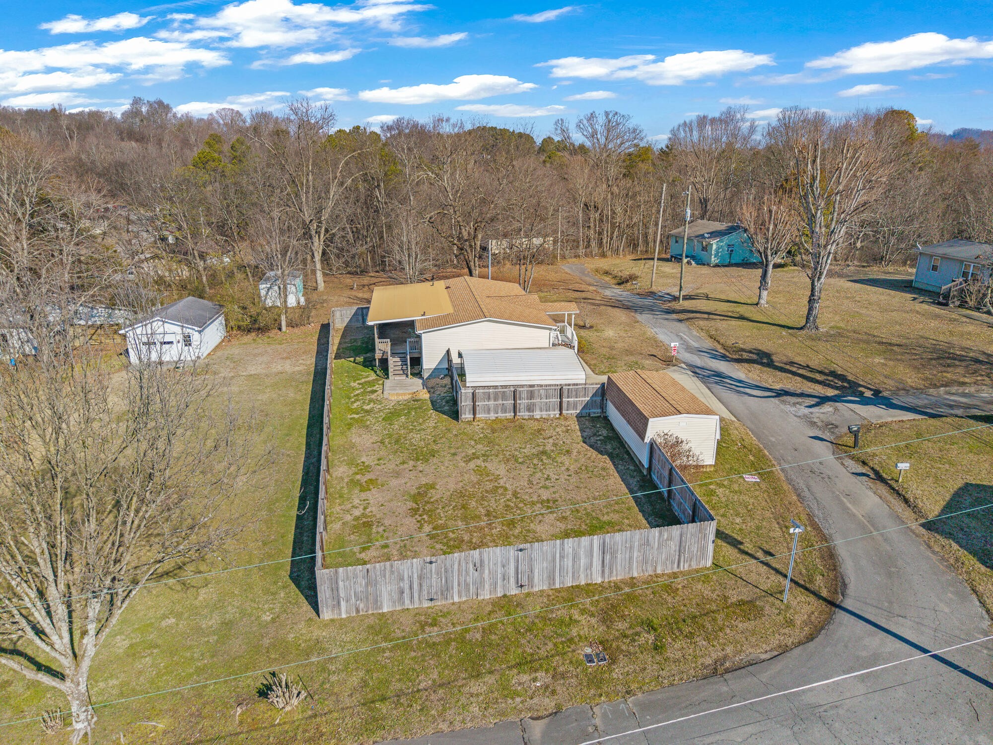 620 Hitchcock Avenue Etowah TN 37331