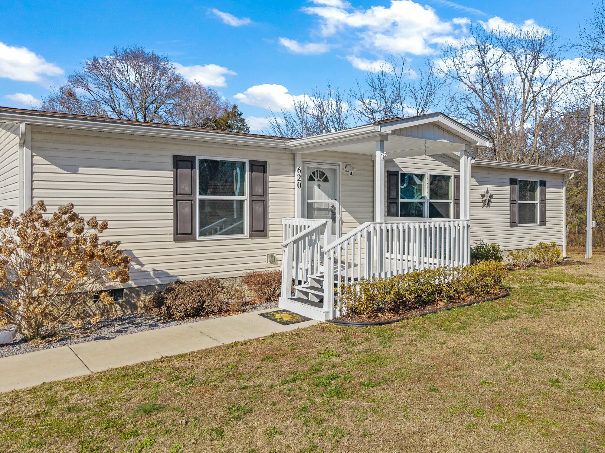 620 Hitchcock Avenue Etowah TN 37331