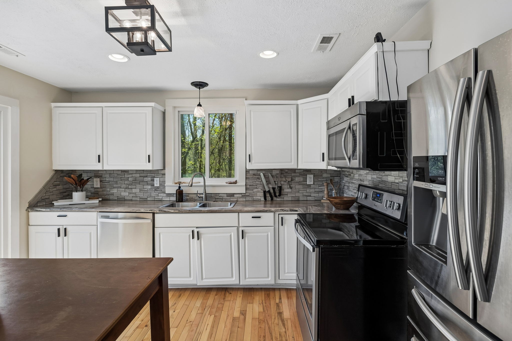 1407 Lakeside Drive Smithville TN 37166