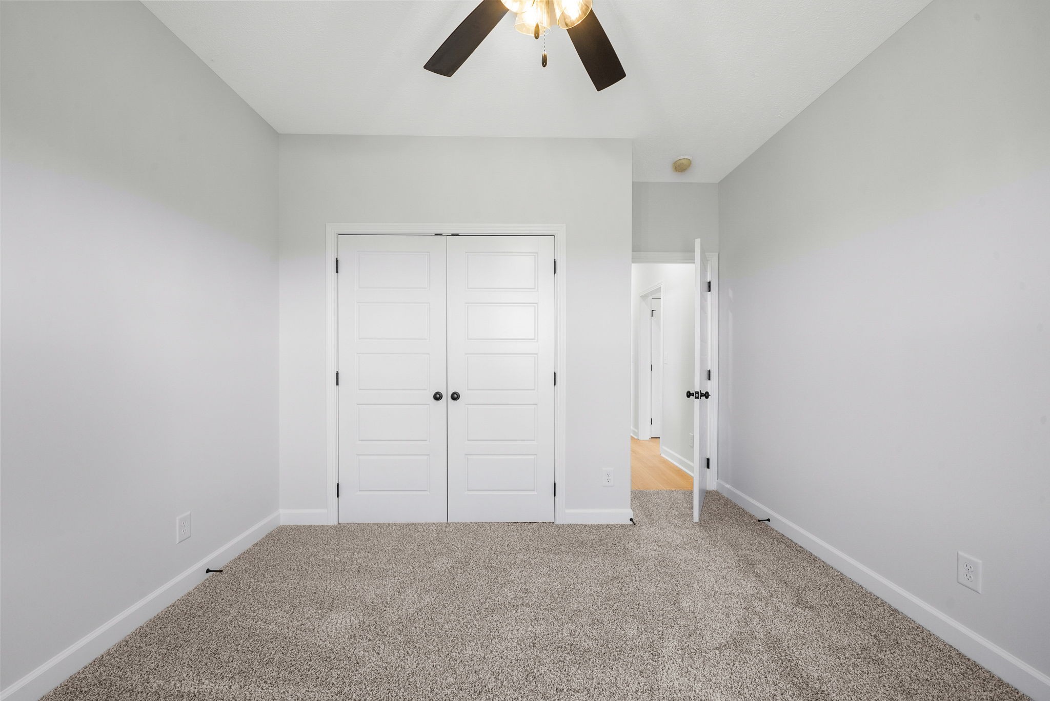 242 Low Plains Lane Clarksville TN 37043
