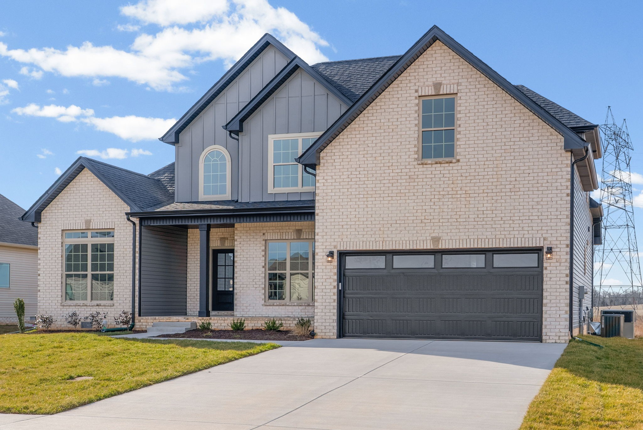 242 Low Plains Lane Clarksville TN 37043