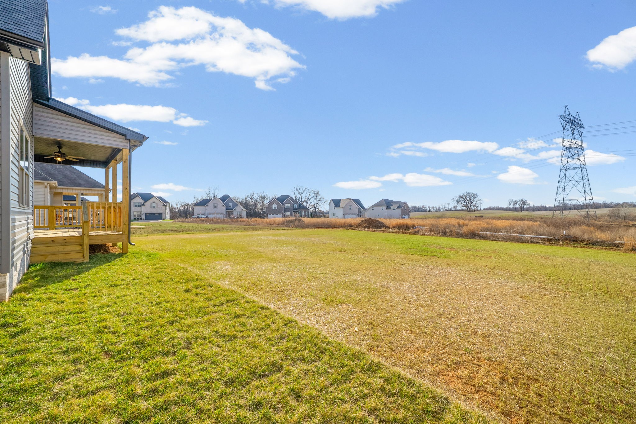 242 Low Plains Lane Clarksville TN 37043