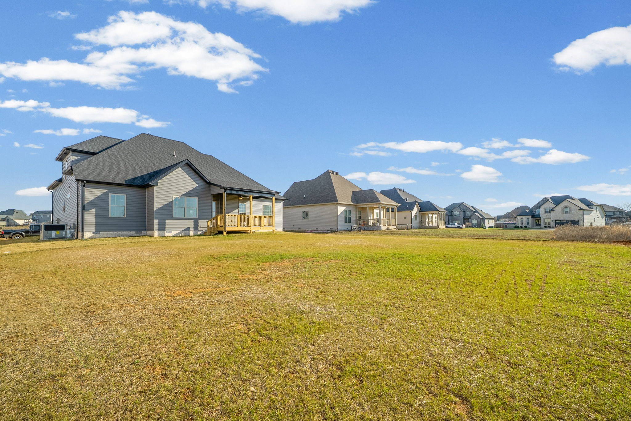 242 Low Plains Lane Clarksville TN 37043