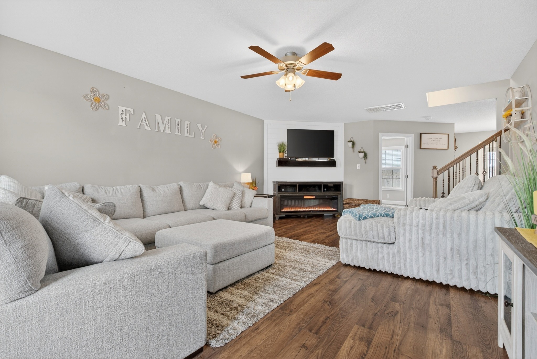 1969 Sydney Louise Drive Clarksville TN 37042