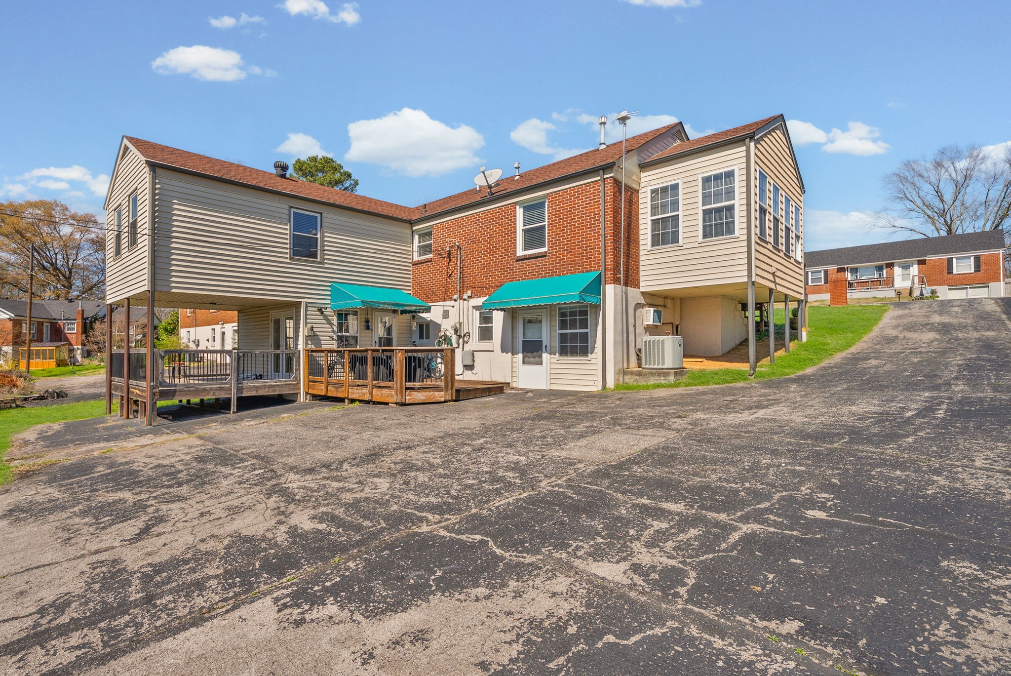 1716 Merritt Drive Clarksville TN 37043