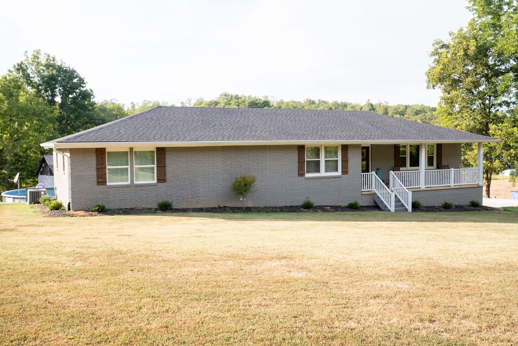 1801 Garrett Road Charlotte TN 37036