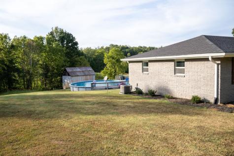 1801 Garrett Road Charlotte TN 37036