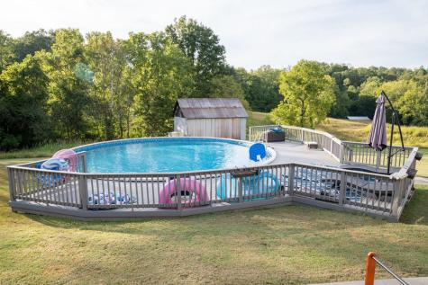 1801 Garrett Road Charlotte TN 37036