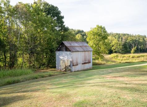 1801 Garrett Road Charlotte TN 37036