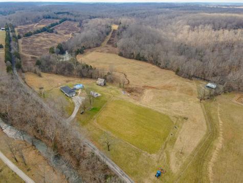 1801 Garrett Road Charlotte TN 37036