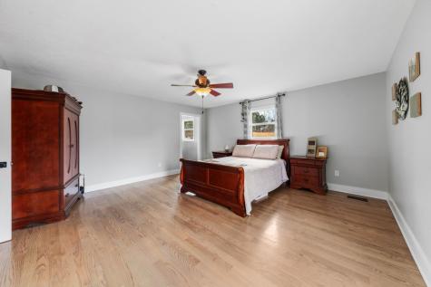 1801 Garrett Road Charlotte TN 37036