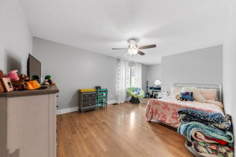 1801 Garrett Road Charlotte TN 37036