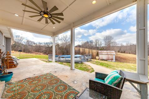 1801 Garrett Road Charlotte TN 37036