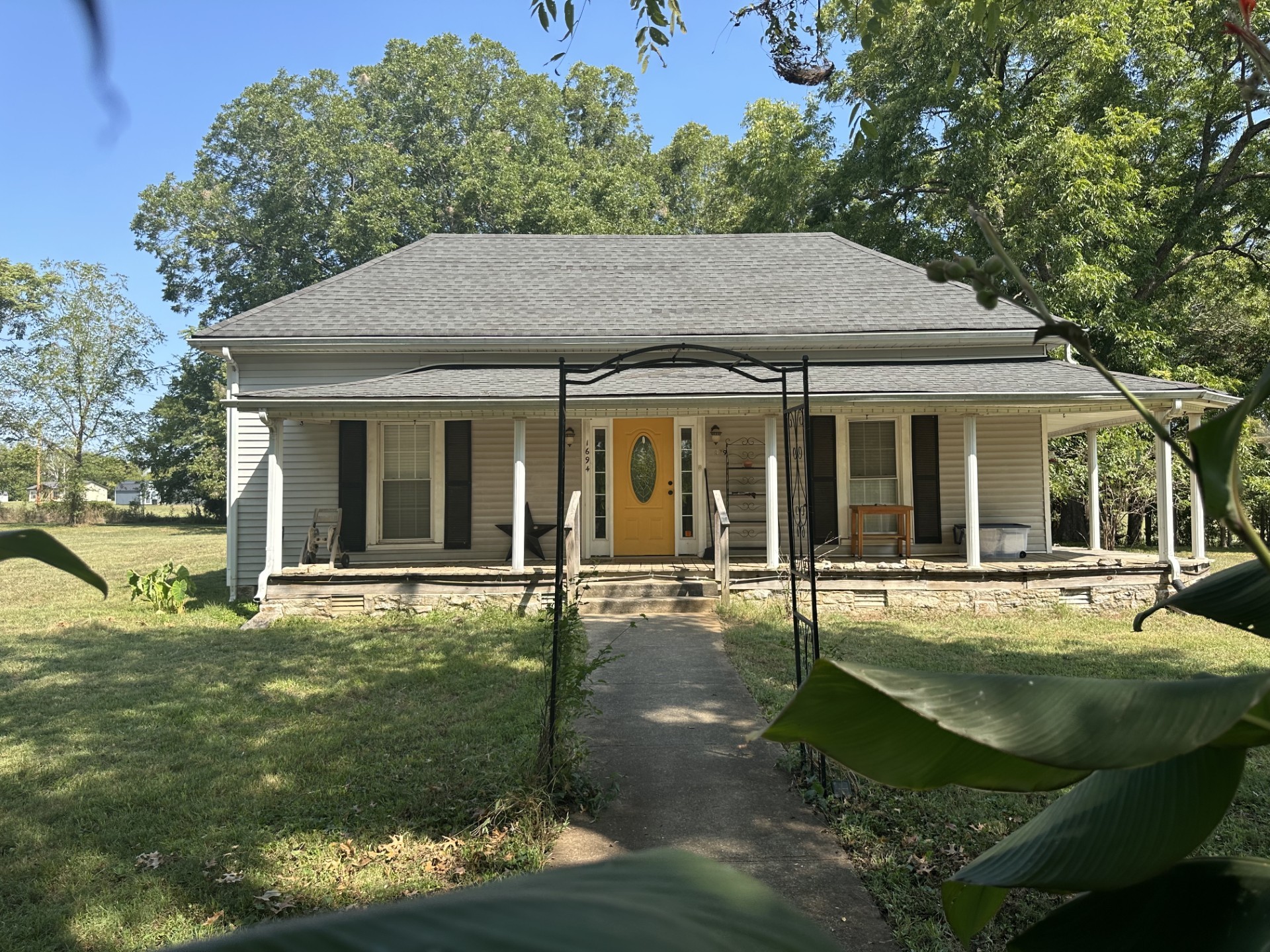 1694 Verona Caney Road Lewisburg TN 37091