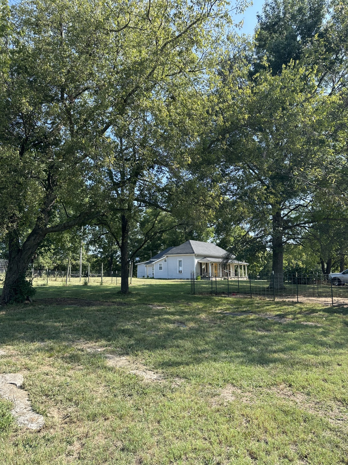 1694 Verona Caney Road Lewisburg TN 37091