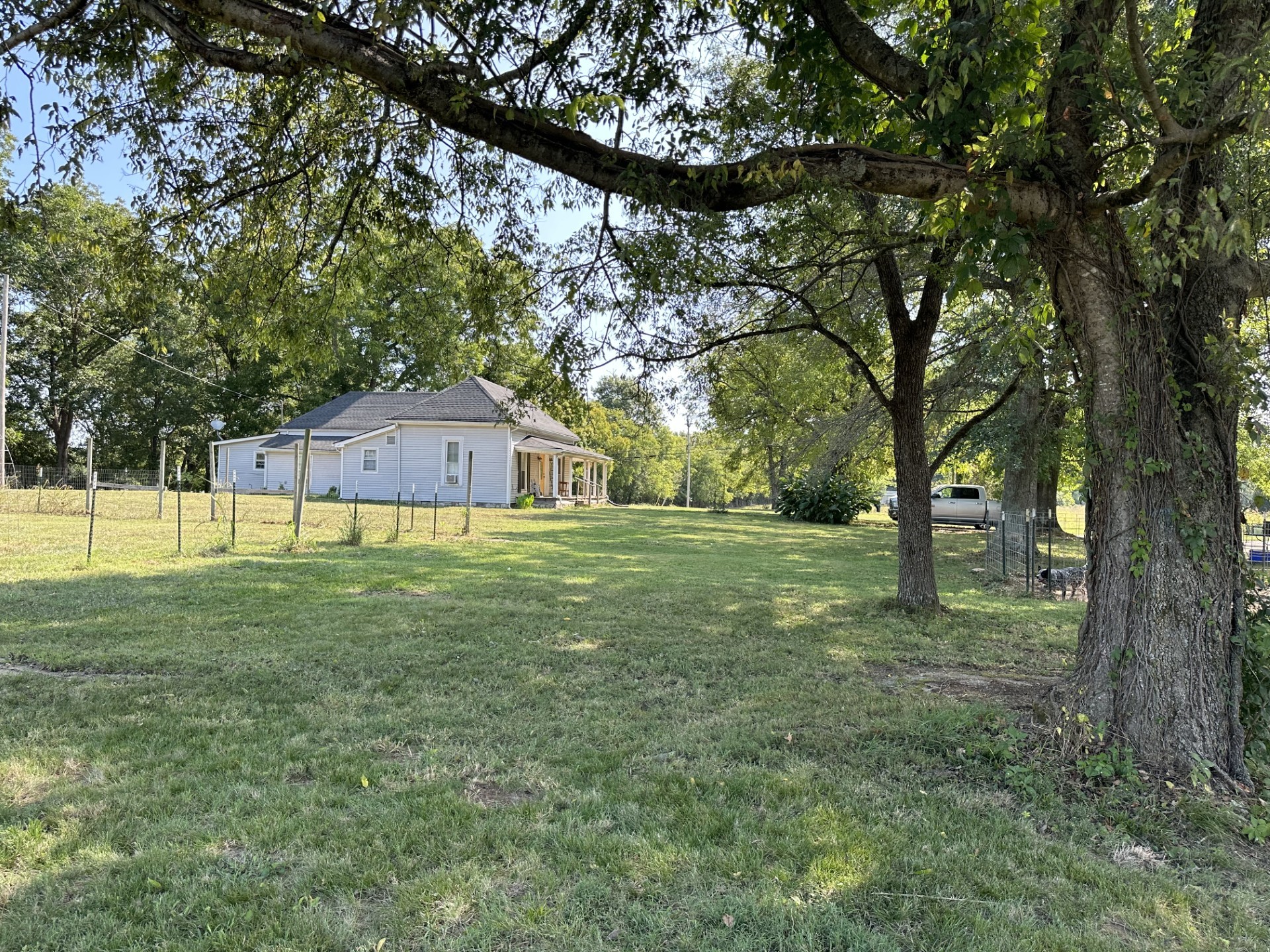 1694 Verona Caney Road Lewisburg TN 37091