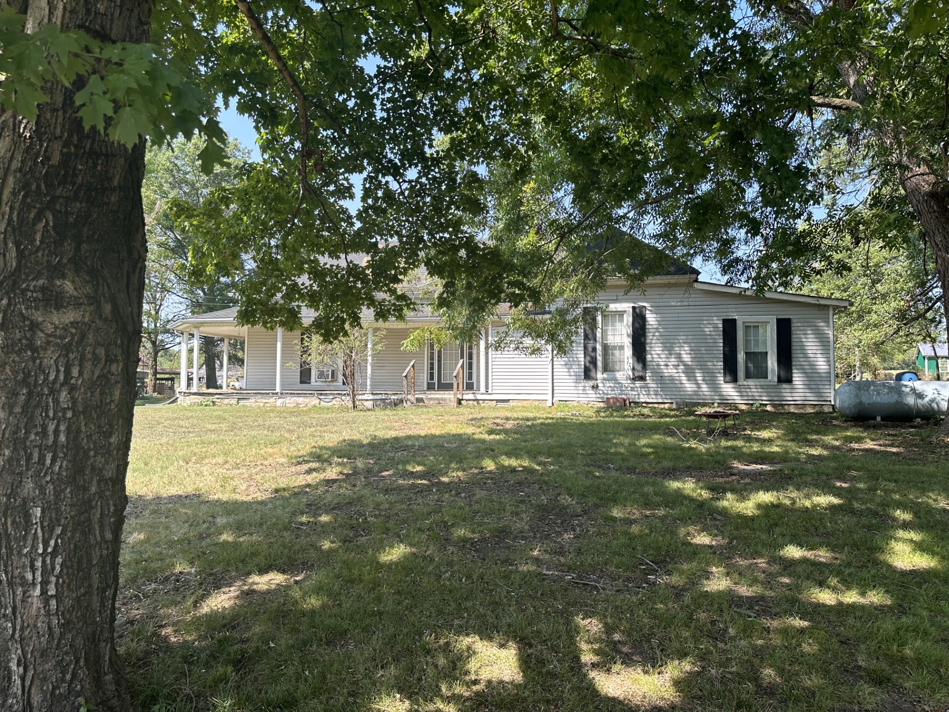 1694 Verona Caney Road Lewisburg TN 37091