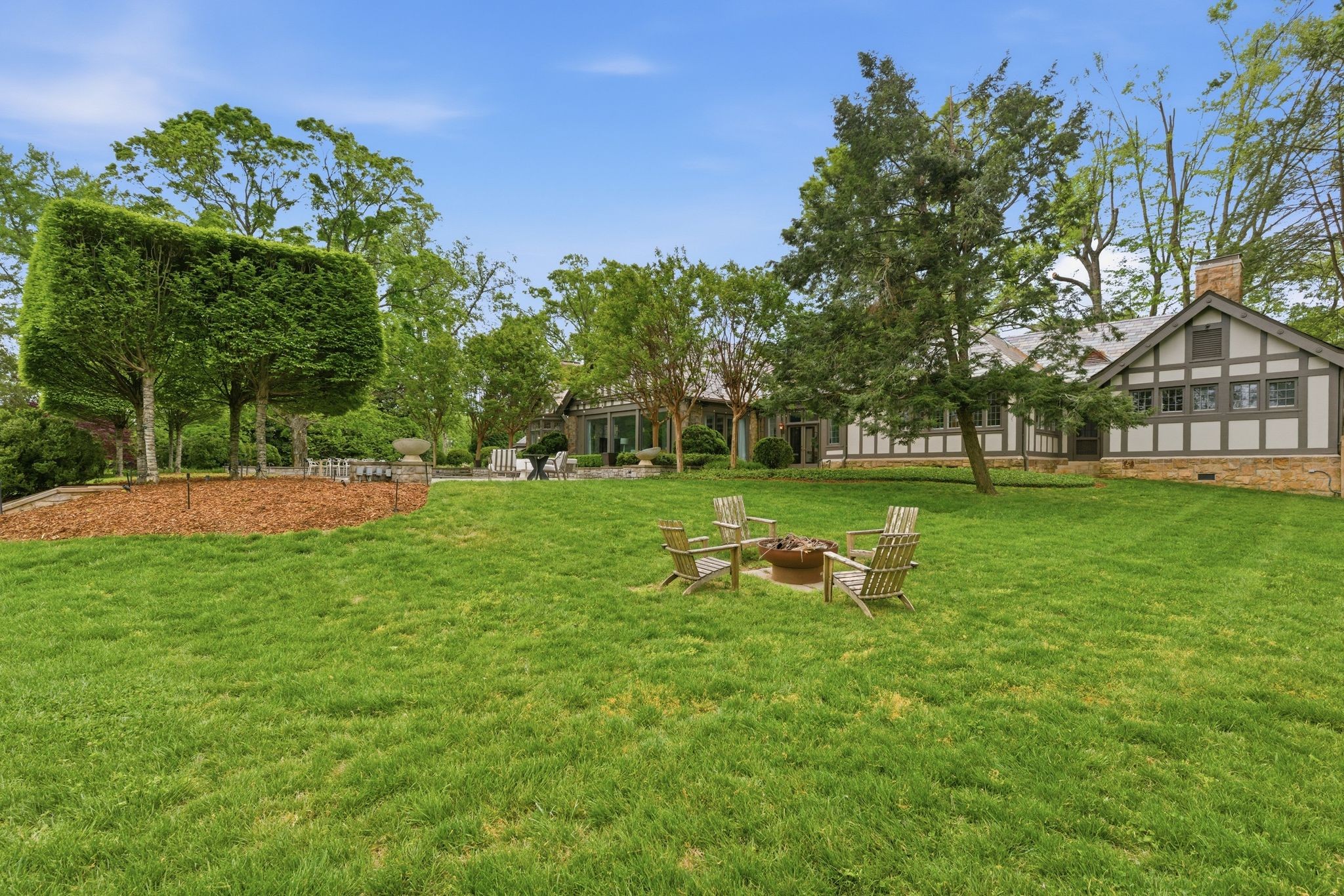3800 Woodlawn Drive Nashville TN 37215