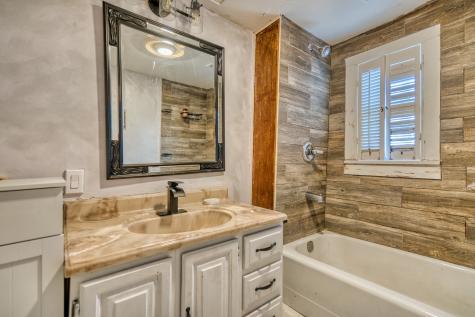 62 Main St, N Springfield TN 37172