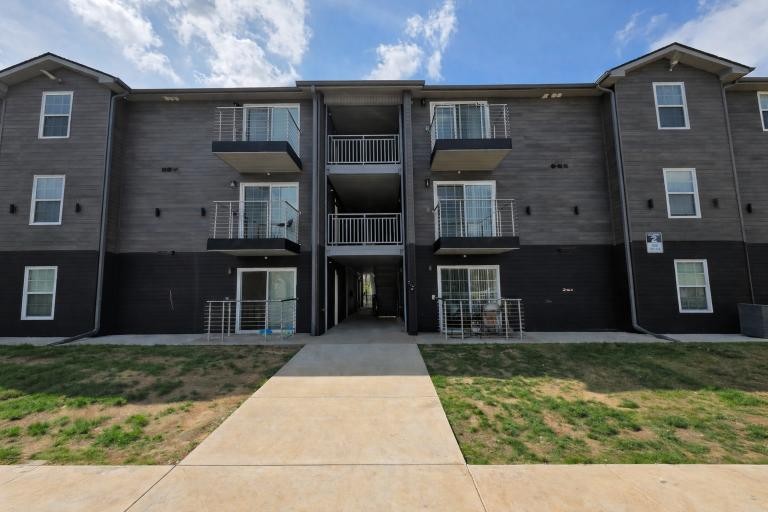 543 Peachers Mill Road Clarksville TN 37042